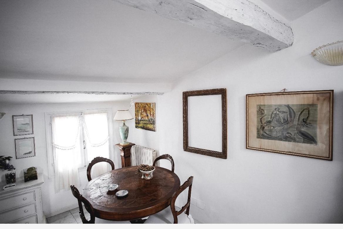 Casa Vacanze Cinzia Lerici Exteriör bild